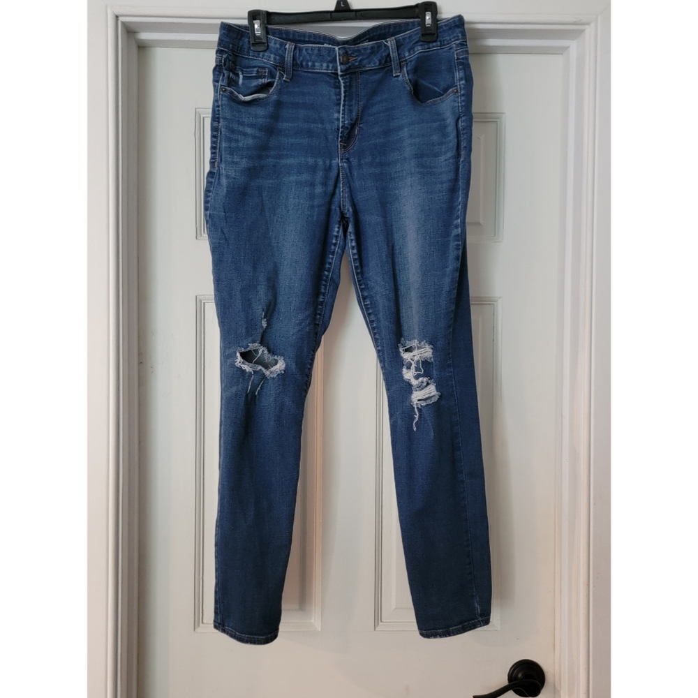 Women's Old Navy Rockstar Mid Rise Jeans.  Size 14 EUC